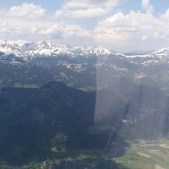 Flugwegposition um 13:25:46: Aufgenommen in der Nähe von Gemeinde Aigen im Ennstal, Österreich in 2206 Meter